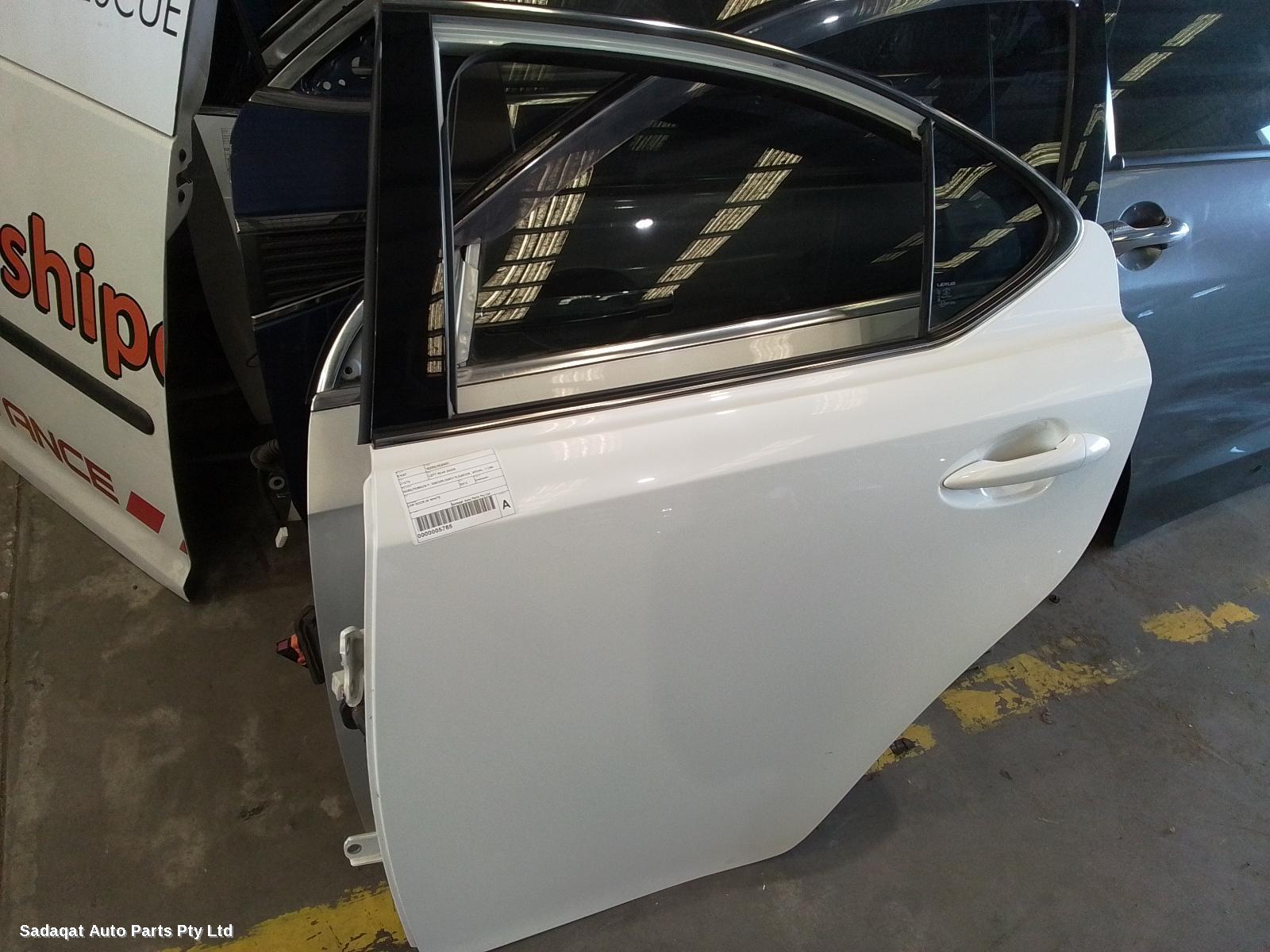 Lexus Is250/is250c Left Rear Door/sliding