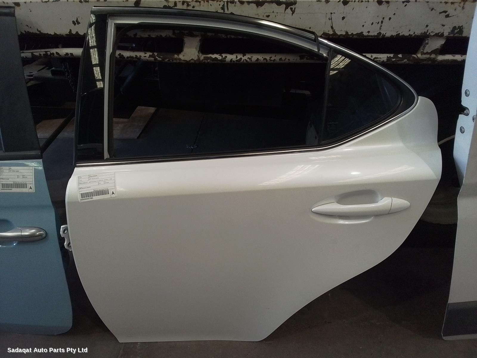 Lexus Is250/is250c Left Rear Door/sliding