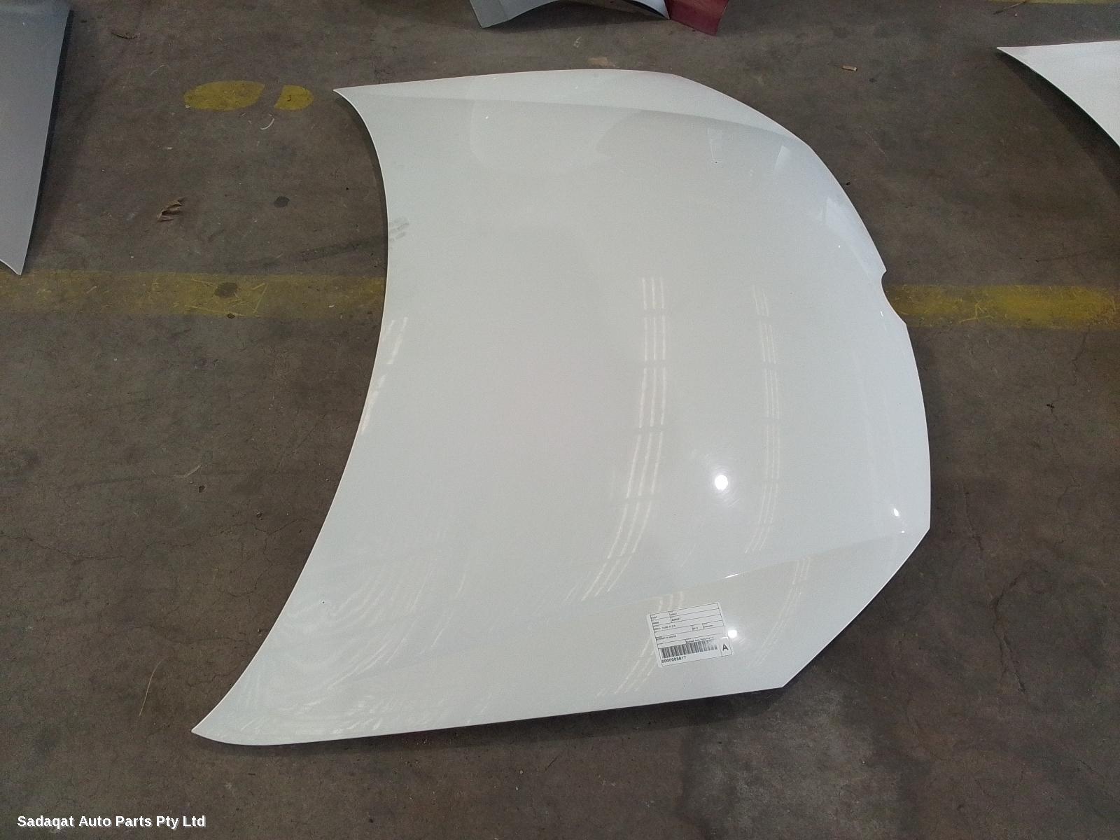 Volkswagen Golf Bonnet