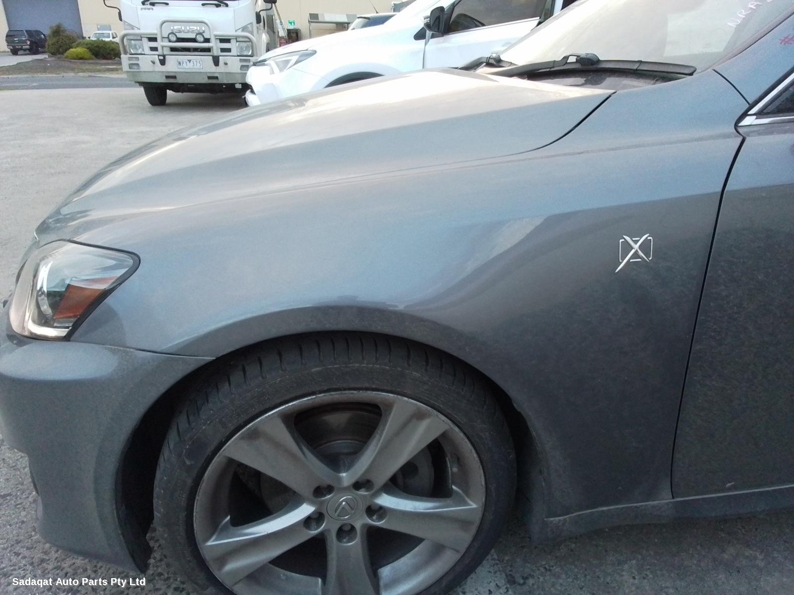 Lexus Is250/is250c Armrest