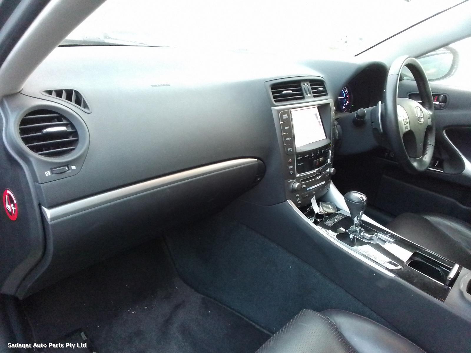 Lexus Is250/is250c Armrest