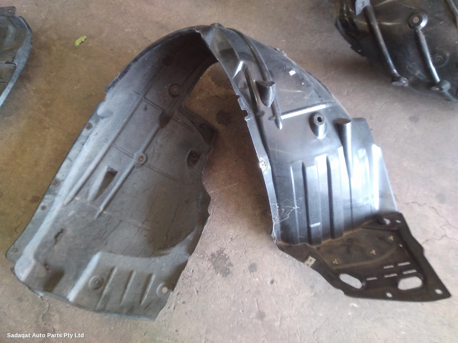 Honda Hrv Right Guard Liner