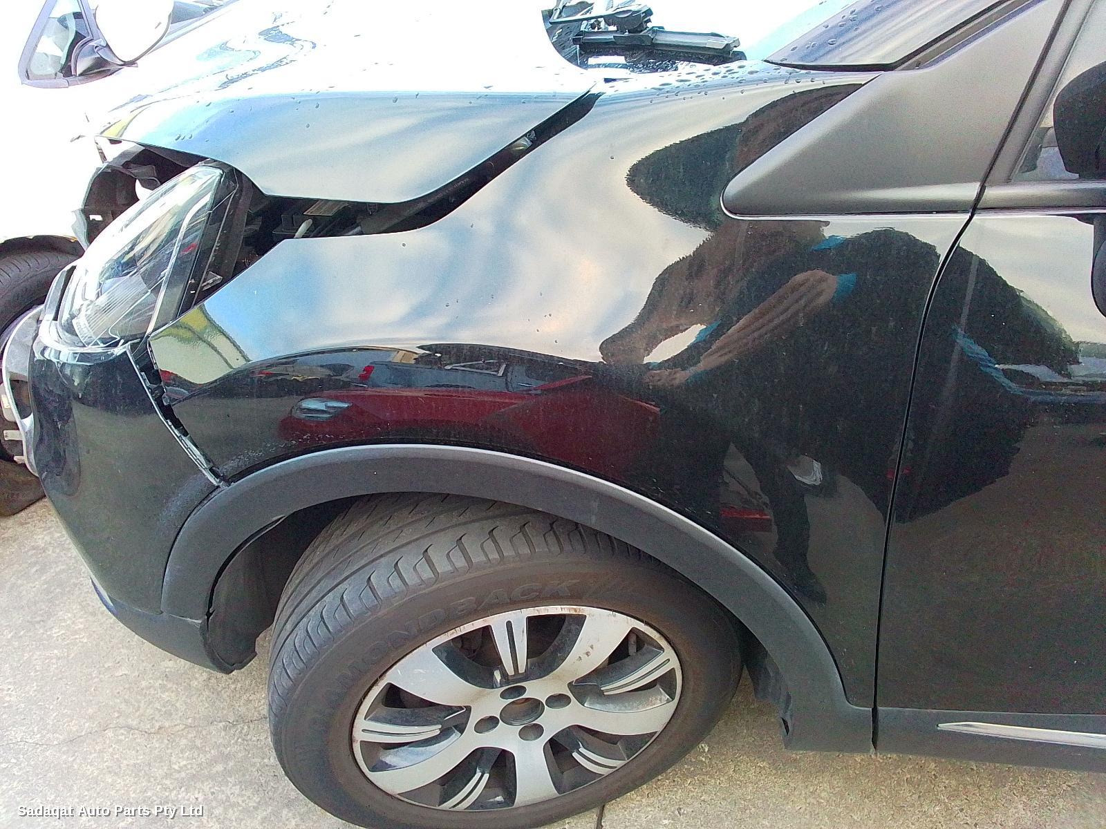 Renault Captur Right Guard