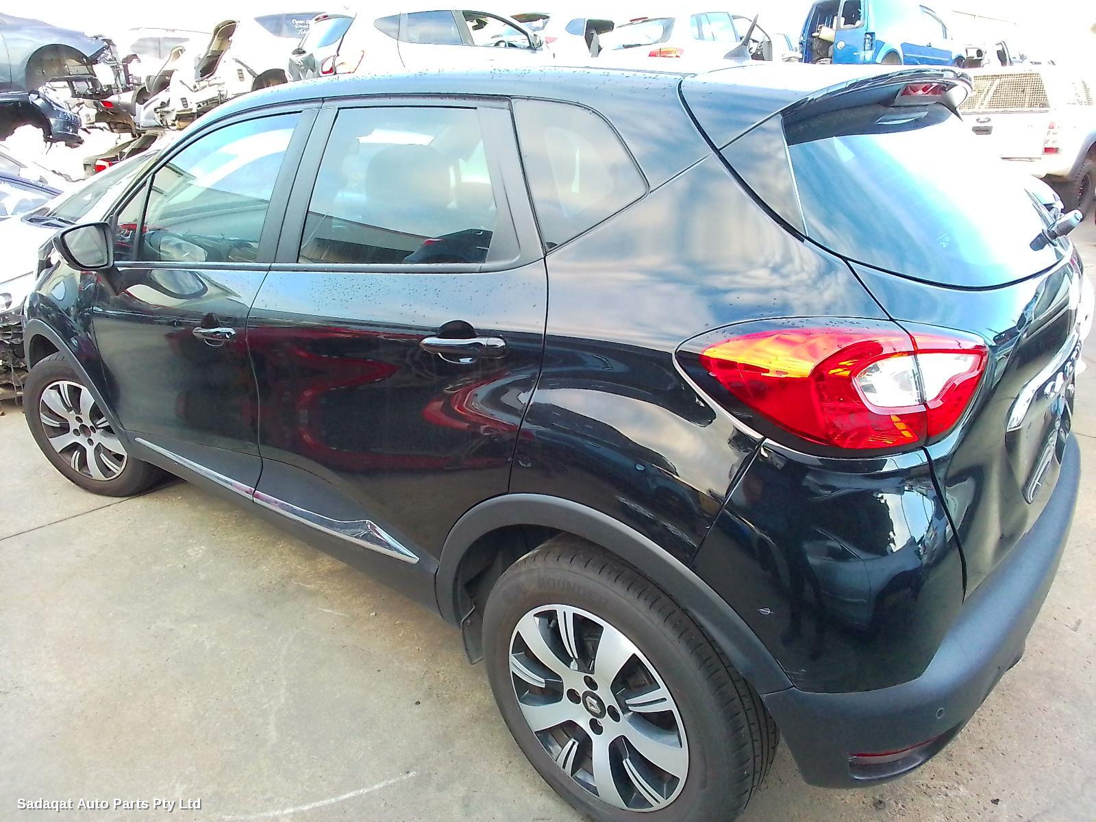 Renault Captur Right Guard