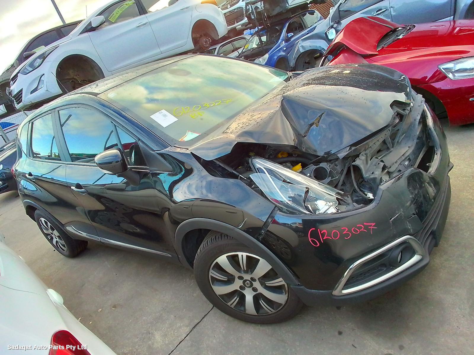 Renault Captur Right Guard
