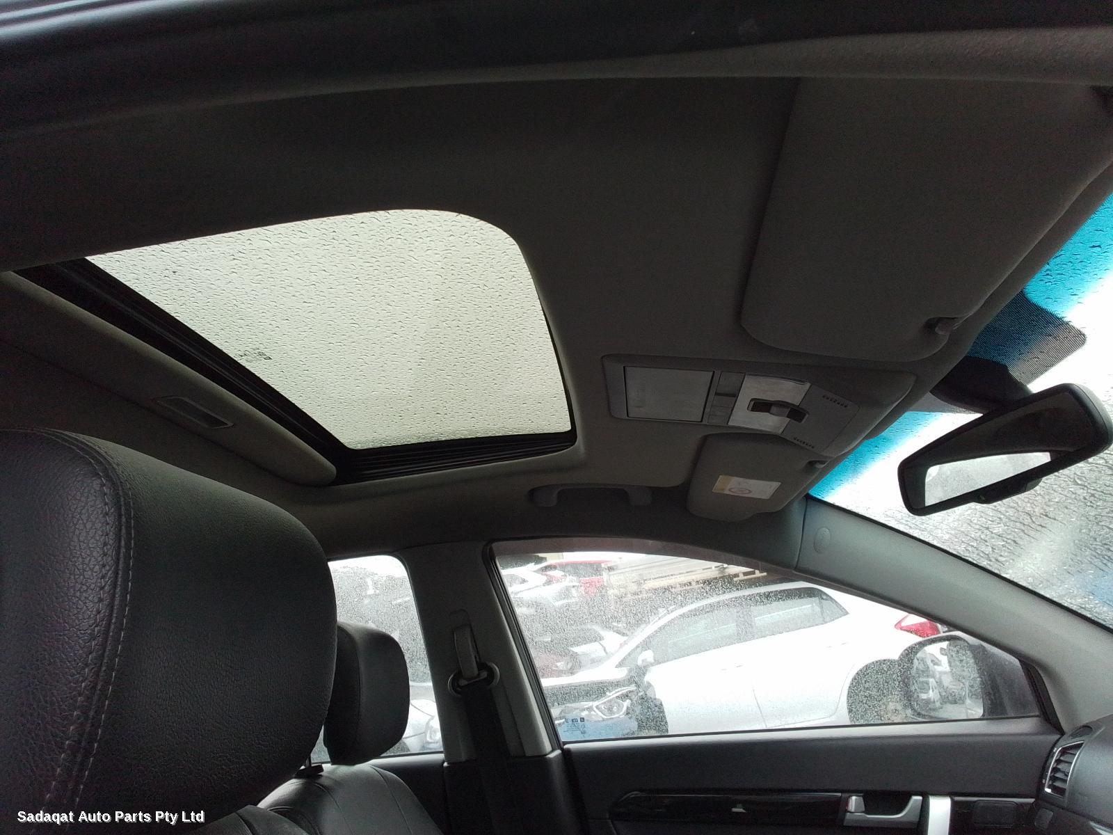 Holden Captiva Left Door Mirror