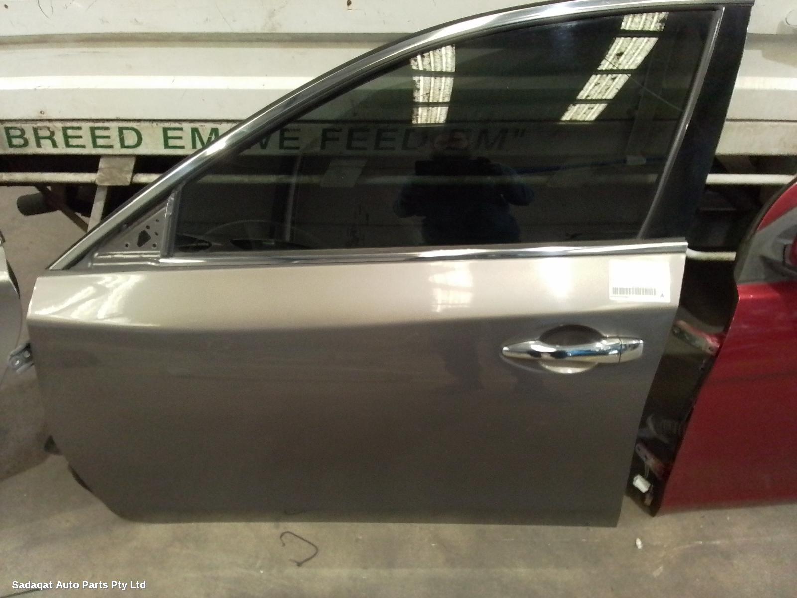 Nissan Altima Left Front Door