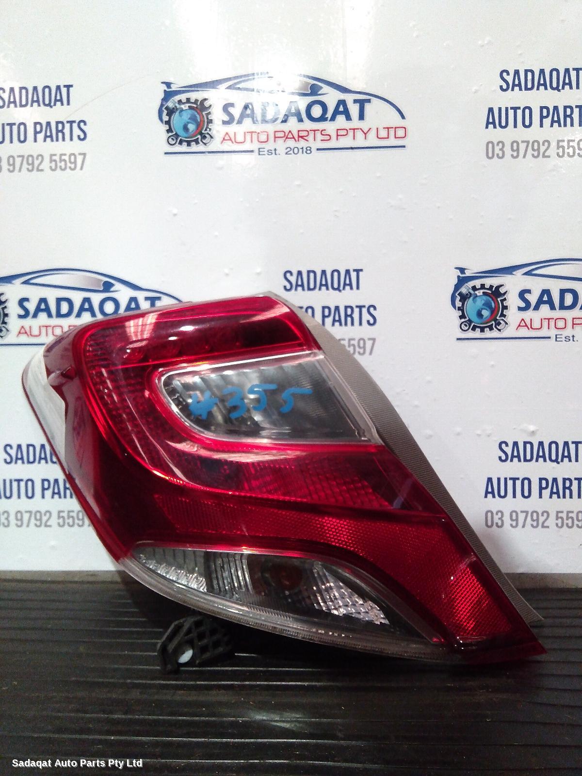 Toyota Yaris Left Taillight