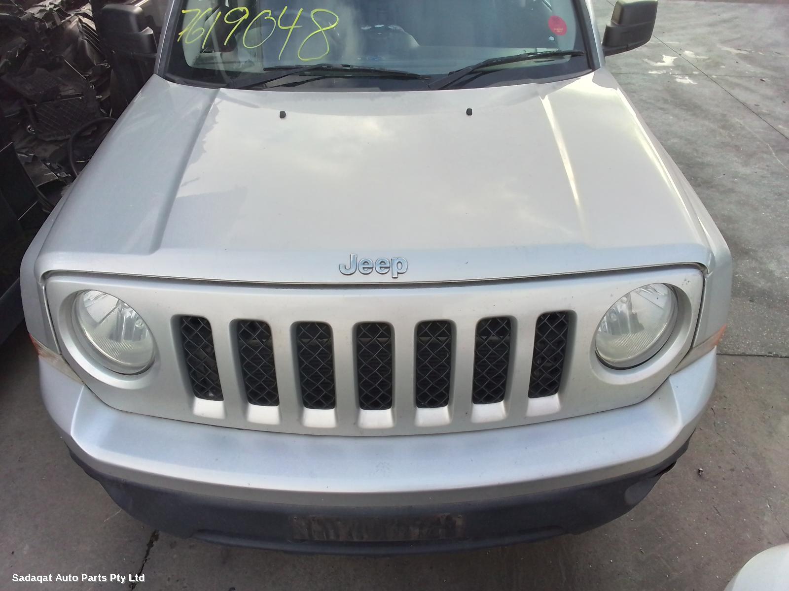 Jeep Patriot Left Taillight