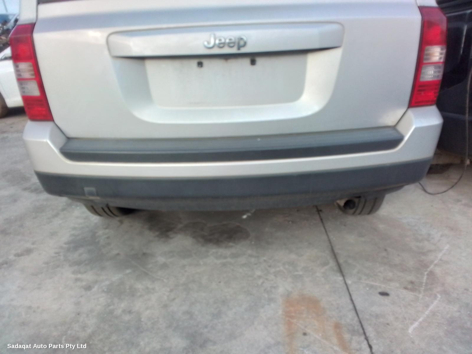 Jeep Patriot Left Taillight