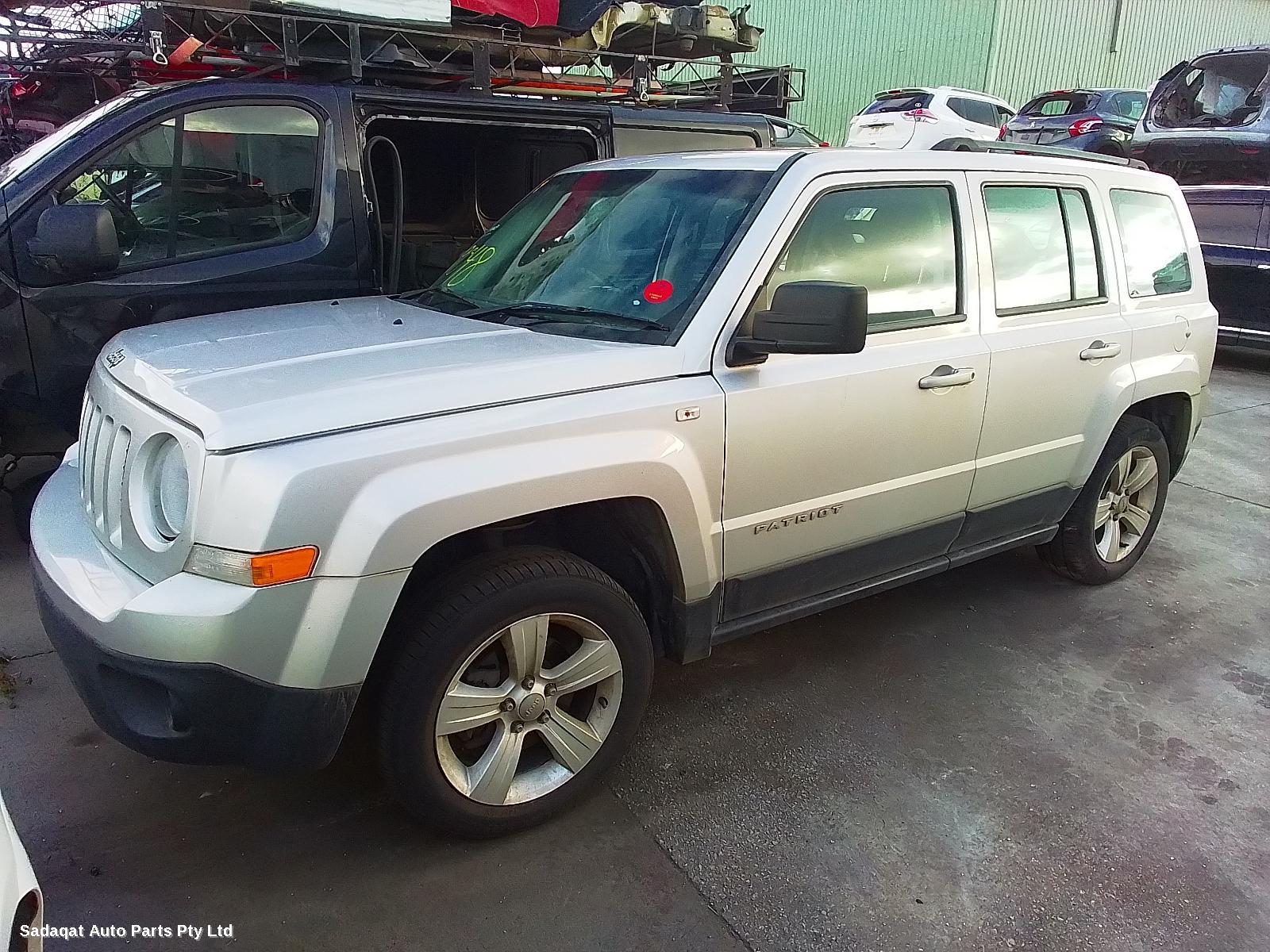 Jeep Patriot Left Taillight