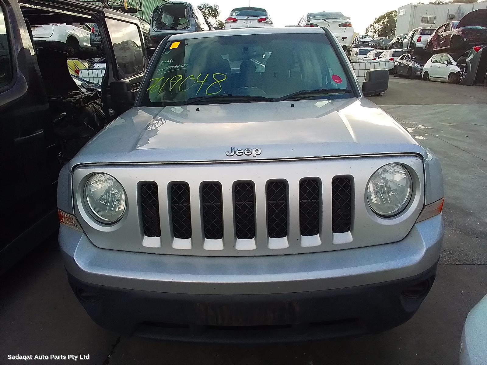 Jeep Patriot Left Taillight