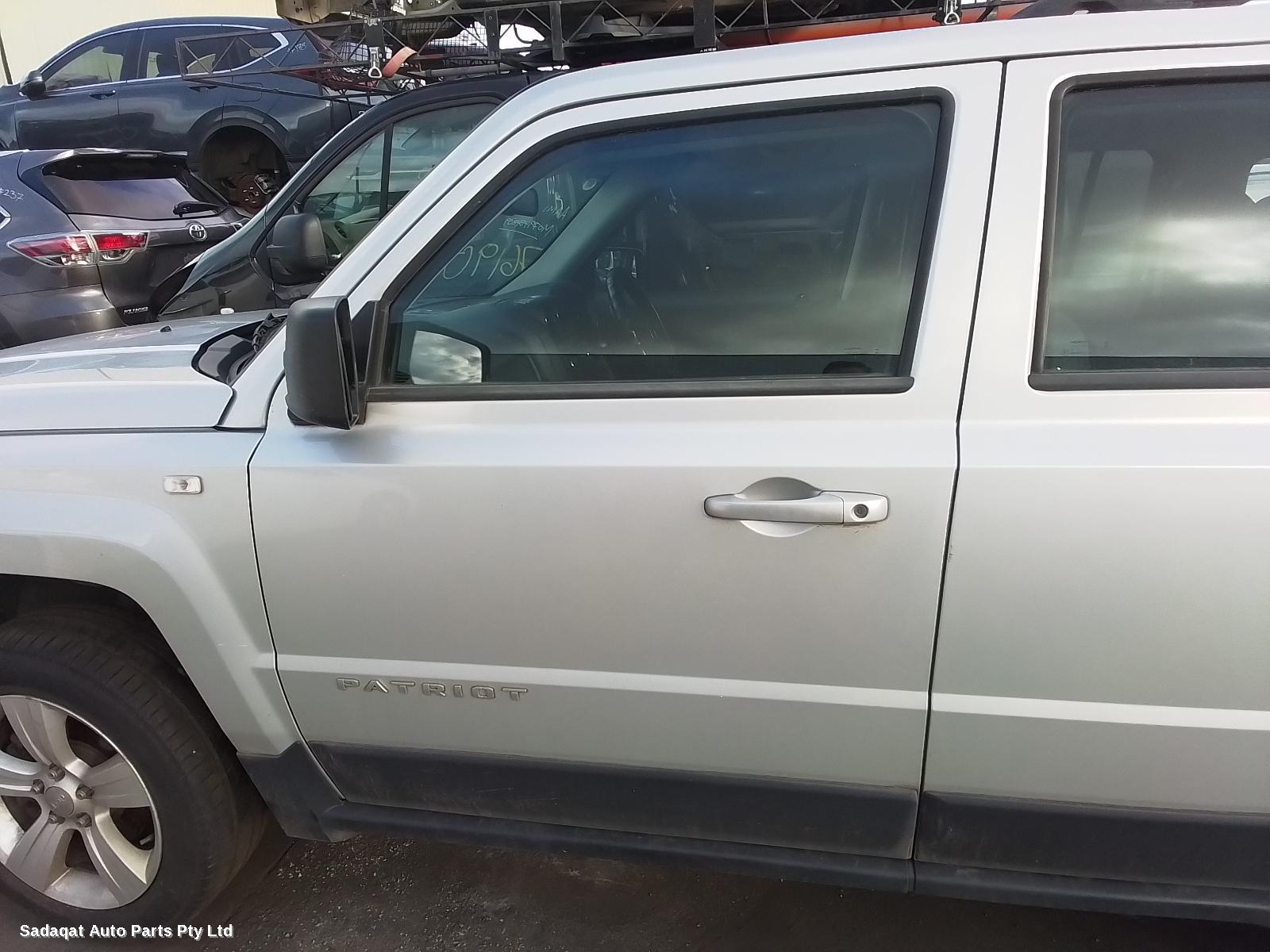 Jeep Patriot Left Taillight