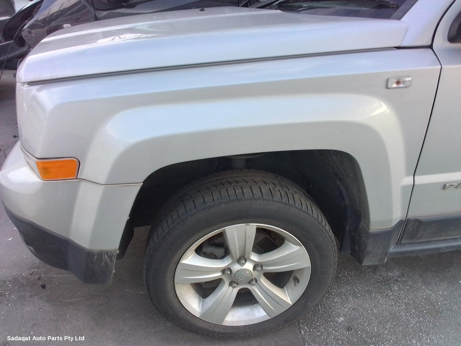 Jeep Patriot Left Taillight