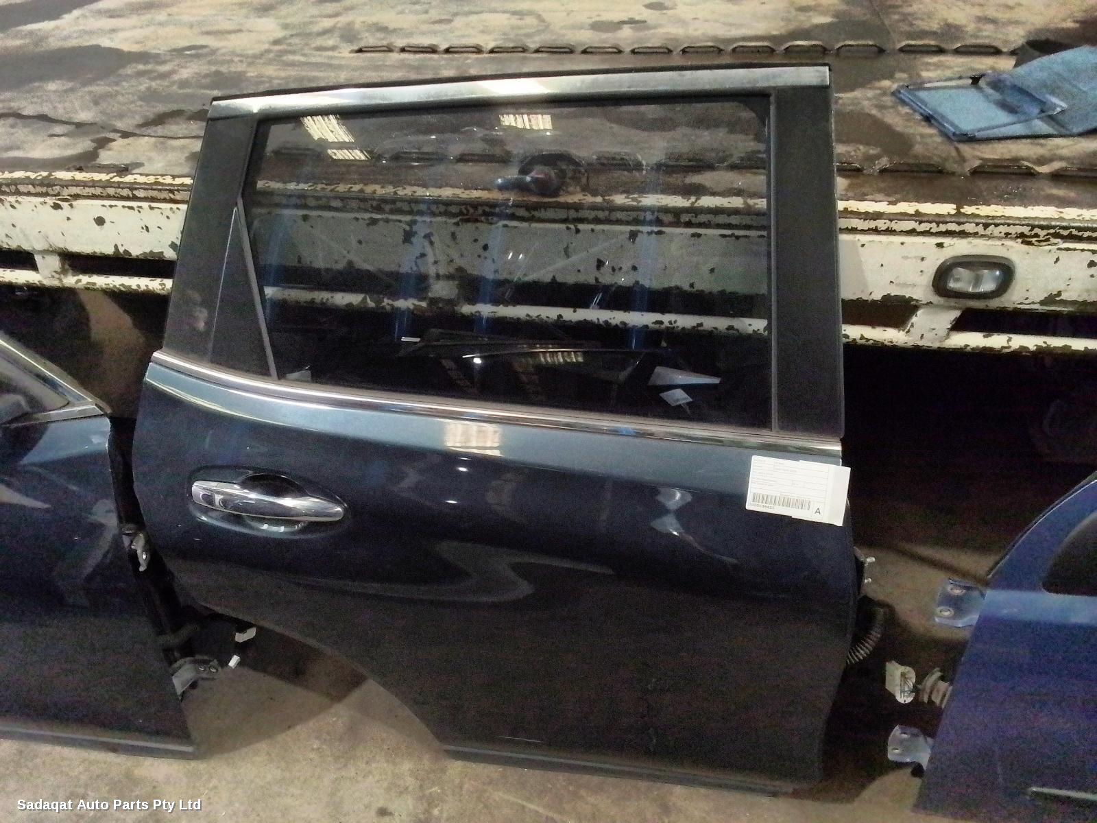 Nissan Xtrail Right_rear_door_sliding