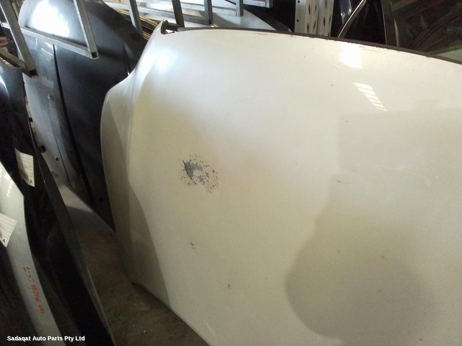 Toyota Kluger Bonnet