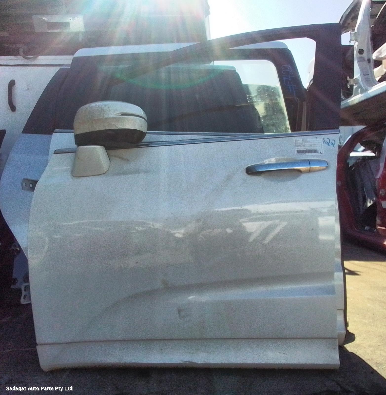 Honda Odyssey Left Front Door