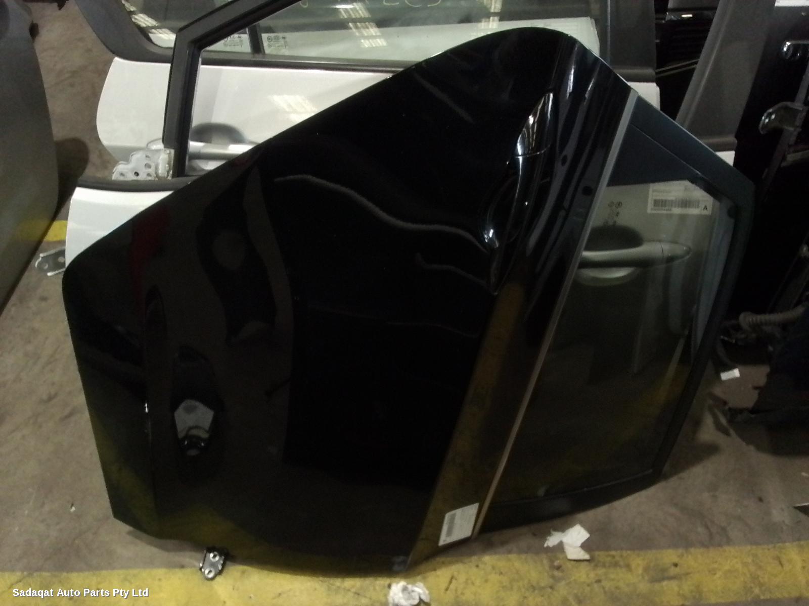 Hyundai I30 Right_rear_door_sliding