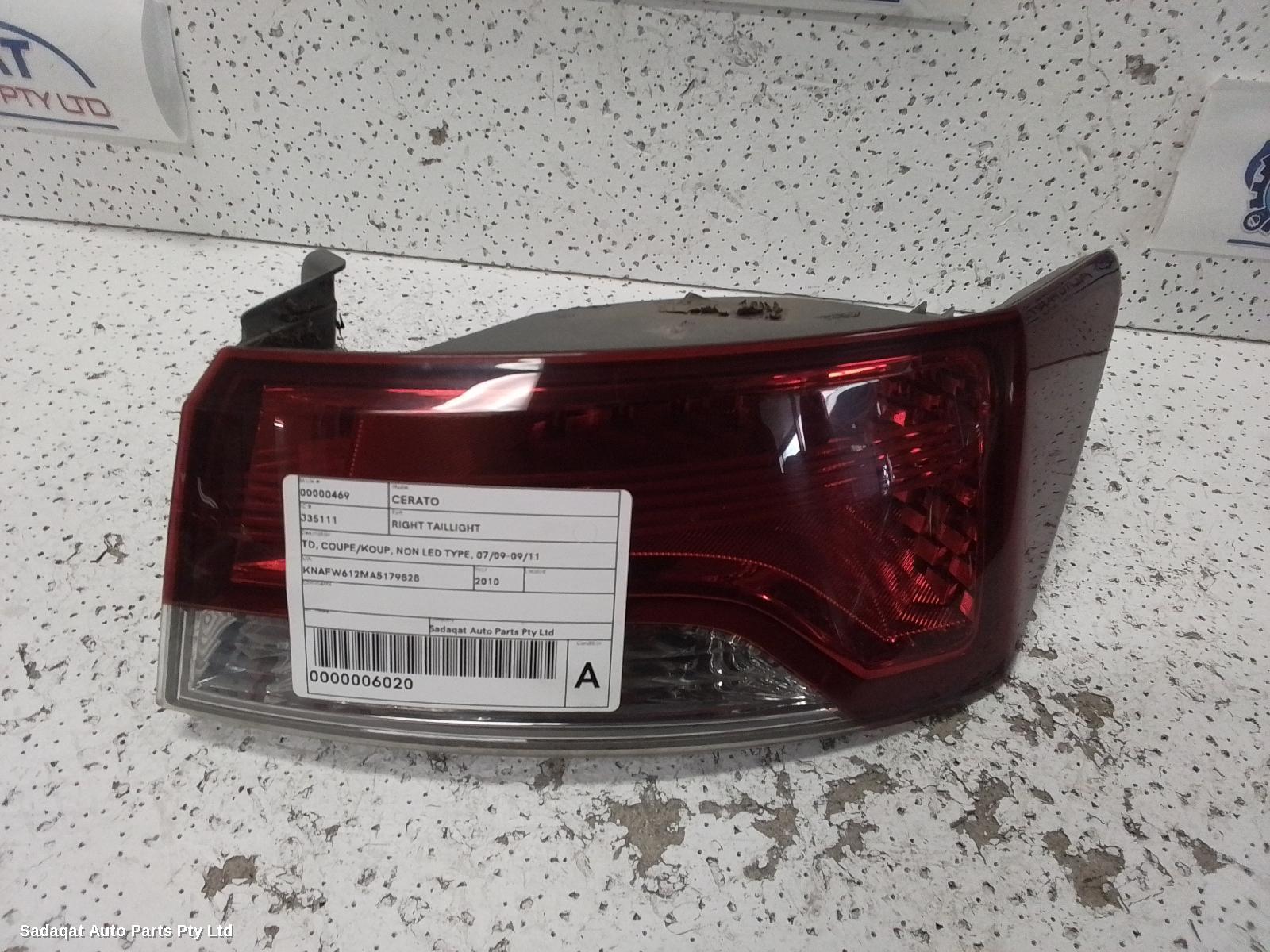 Kia Cerato Right Taillight