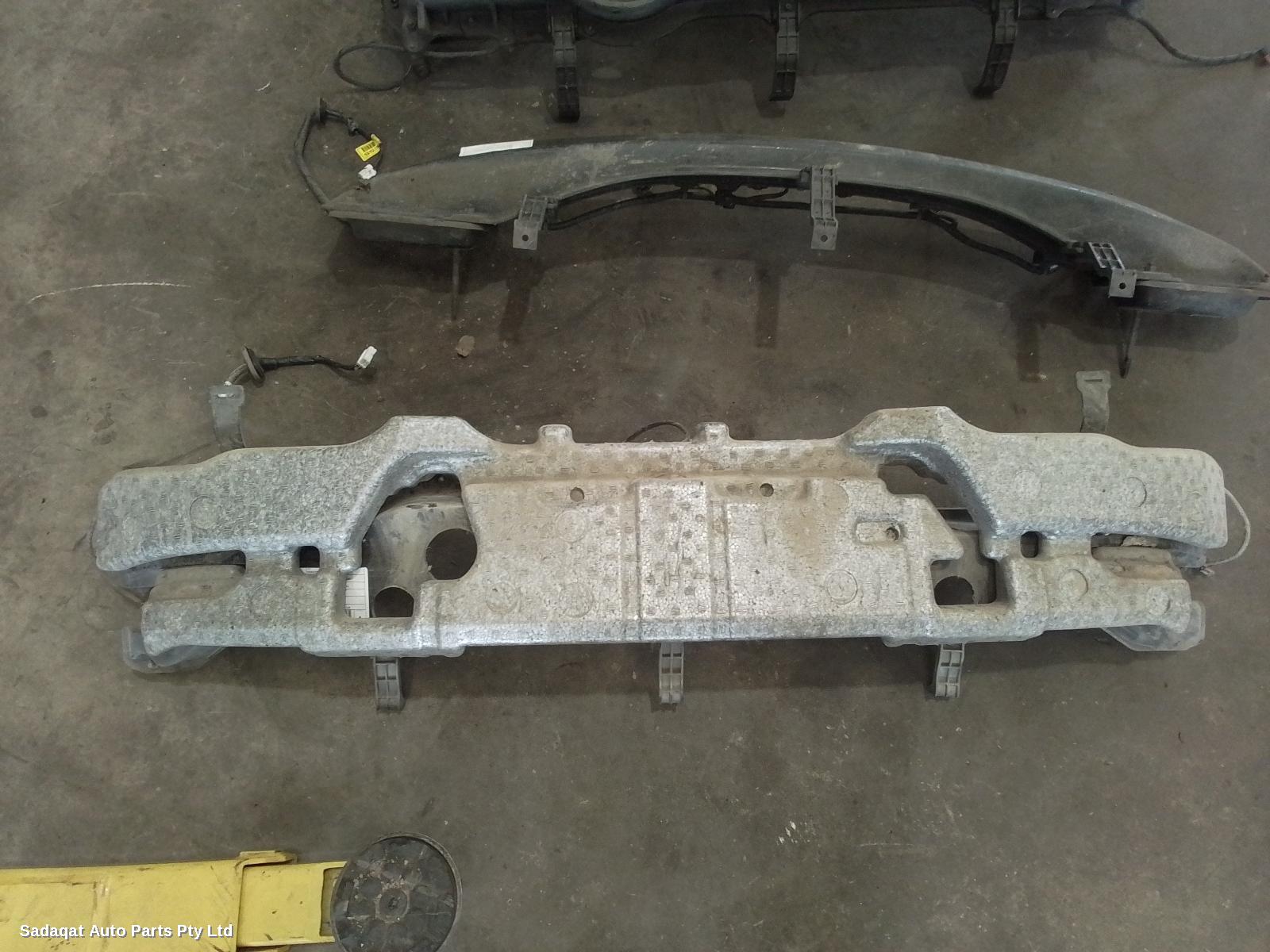 Kia Cerato R/bar Bracket/reinfo