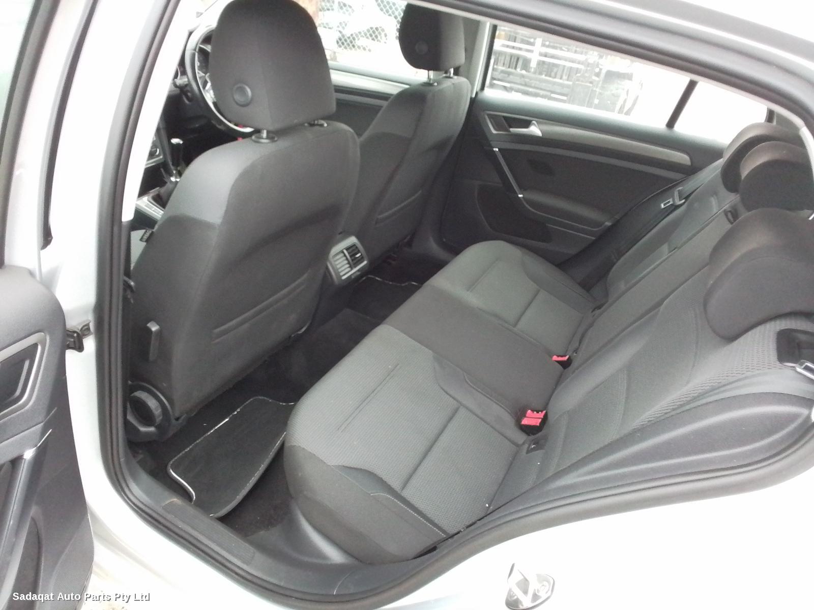 Volkswagen Golf R/bar Bracket/reinfo