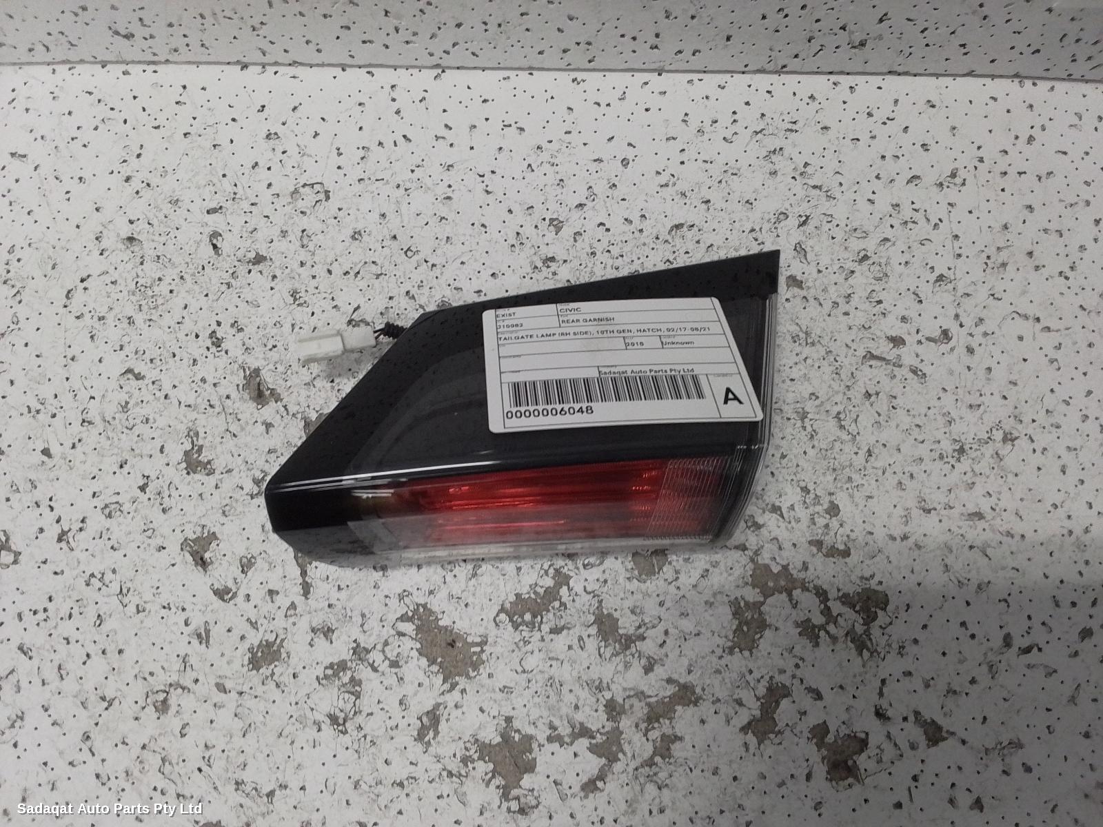 Honda Civic Rear Garnish