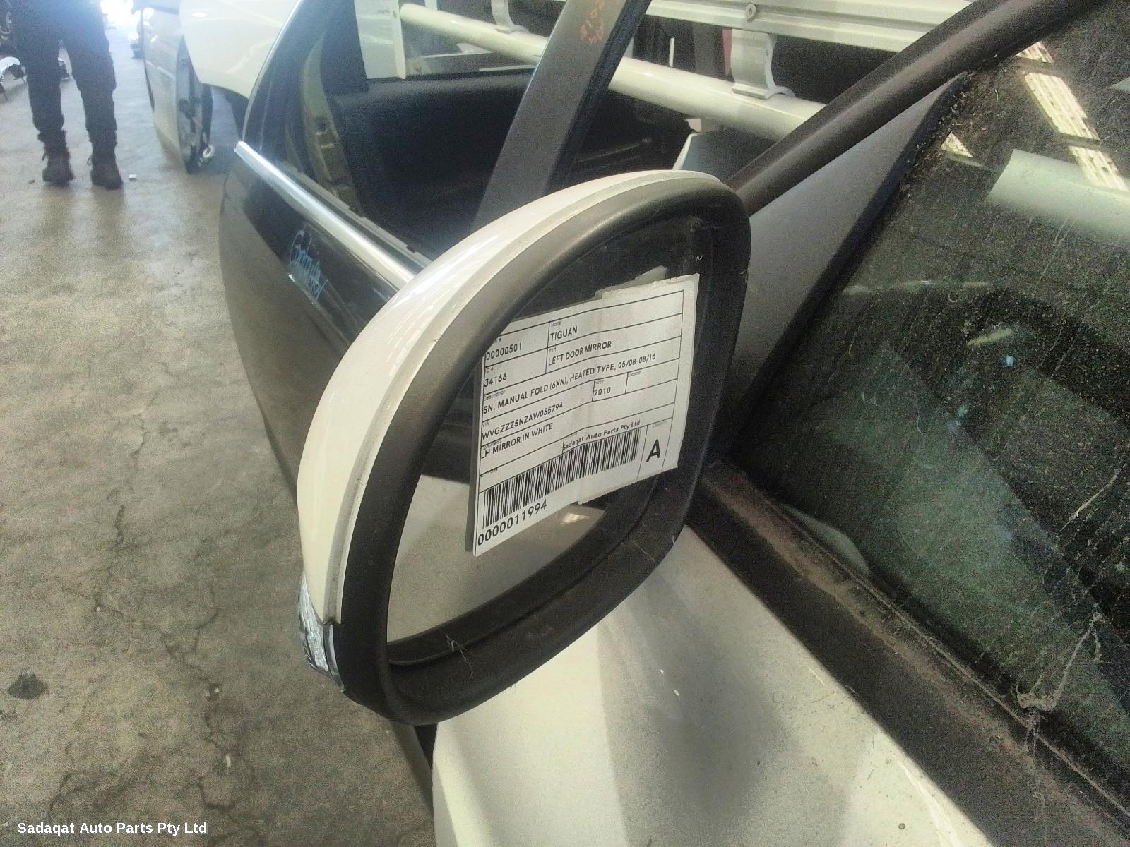 Volkswagen Tiguan Left Door Mirror