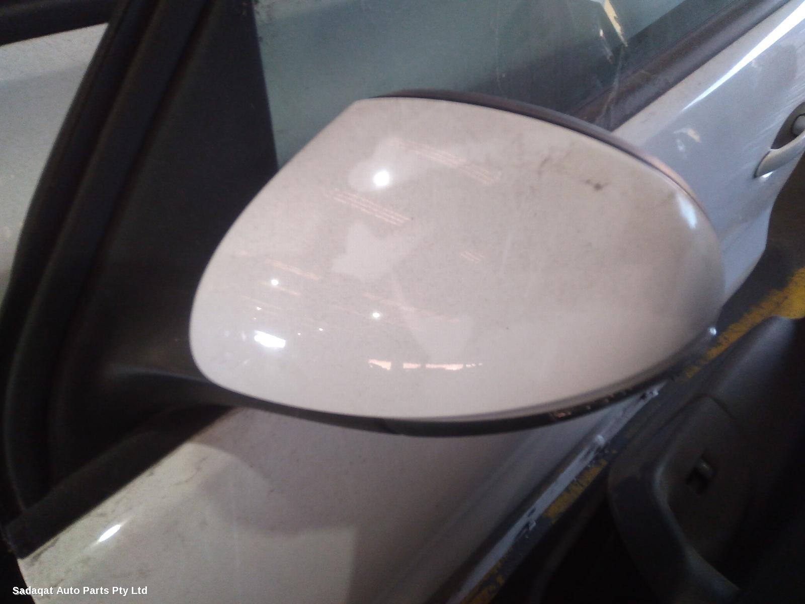 Volkswagen Tiguan Left Door Mirror