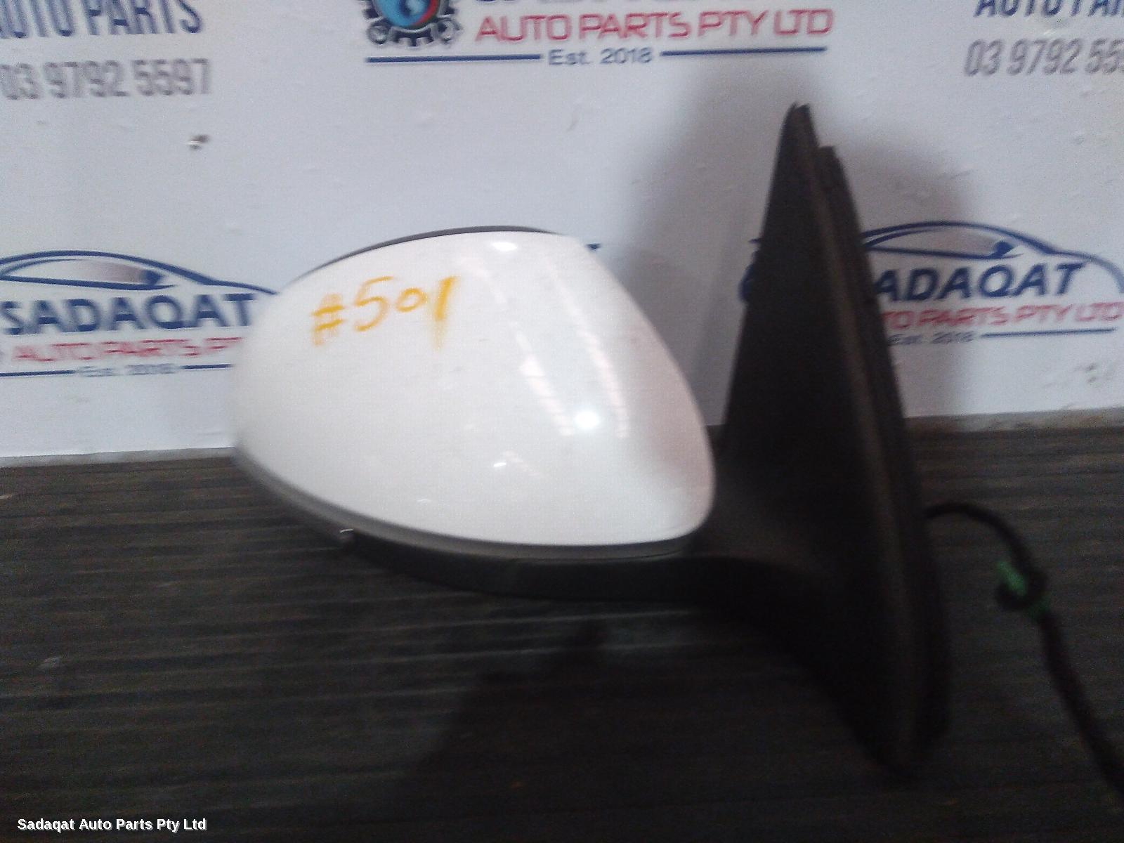 Volkswagen Tiguan Right Door Mirror