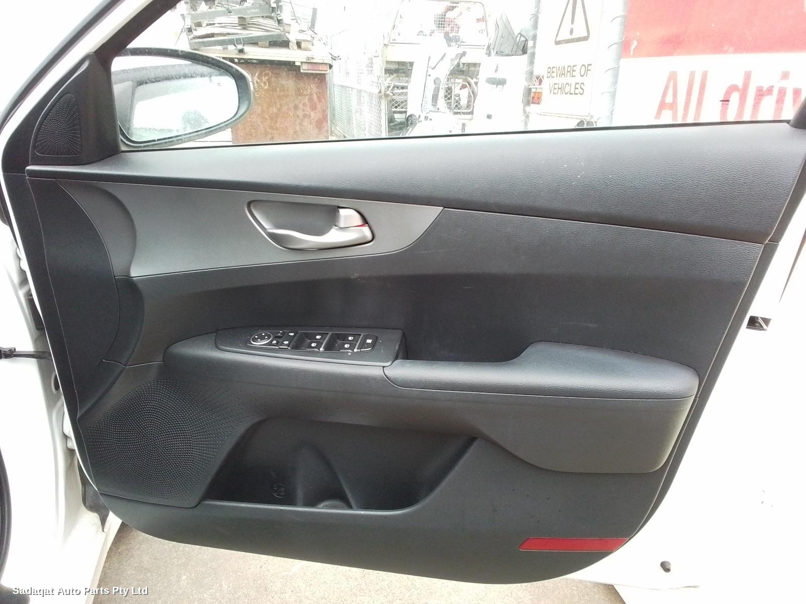 Kia Cerato Right Door Mirror