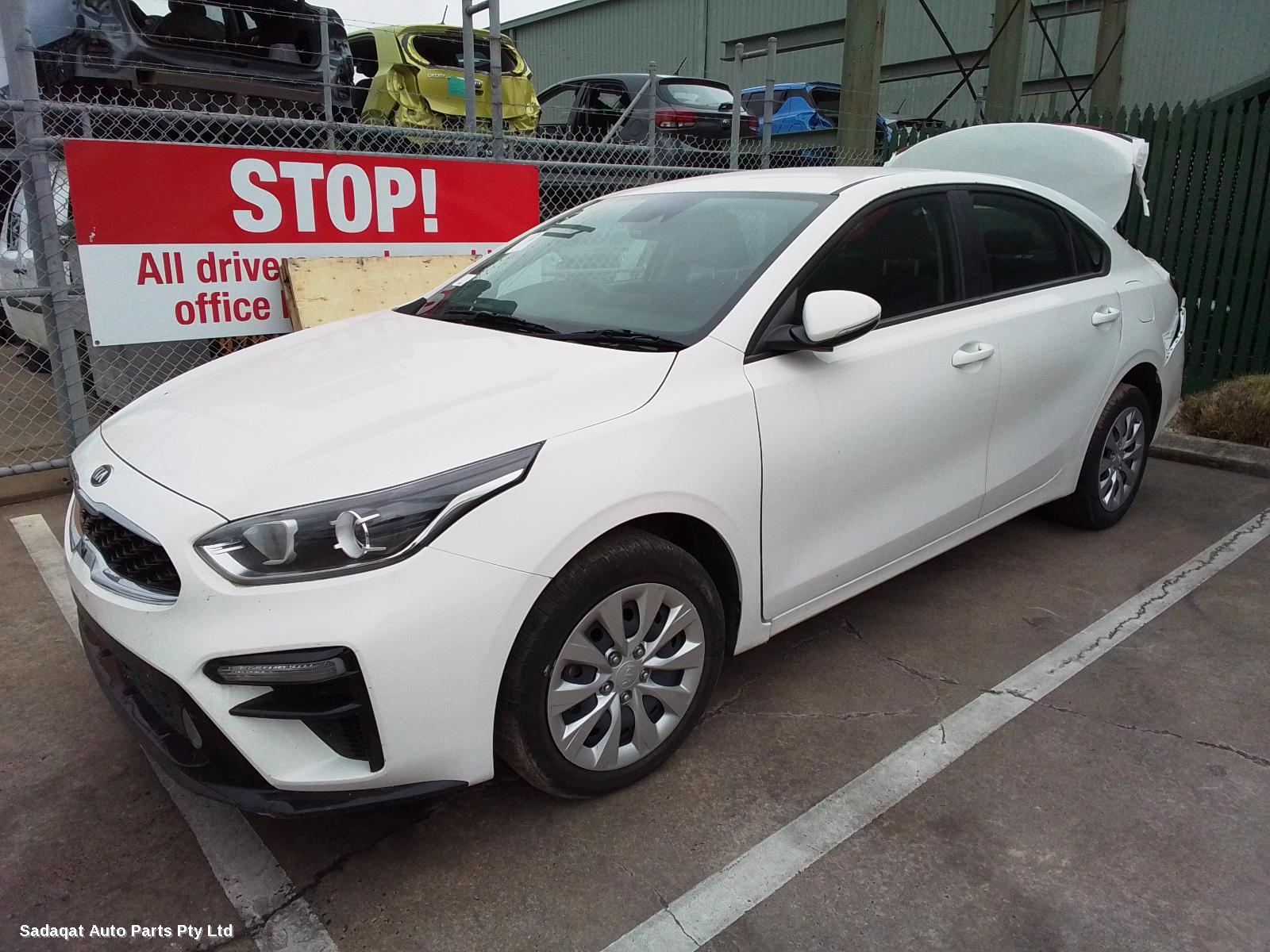 Kia Cerato Right Door Mirror