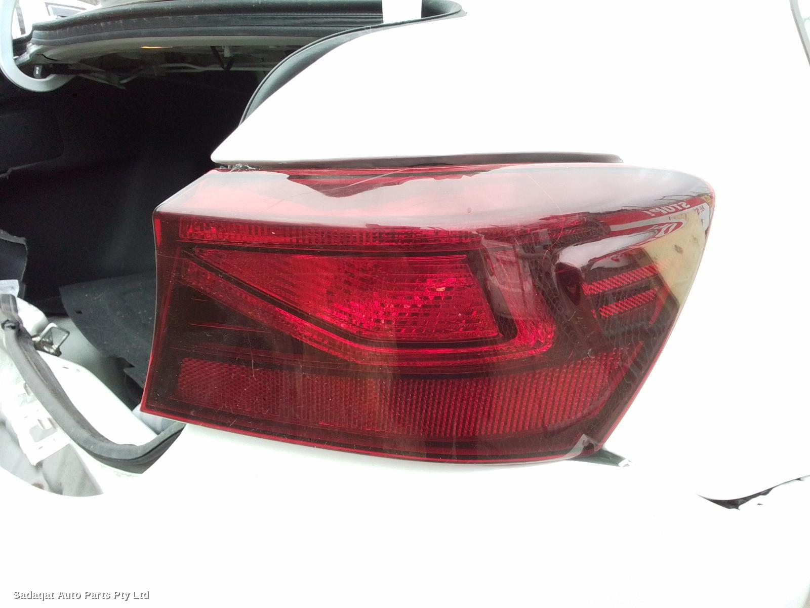 Kia Cerato Right Door Mirror