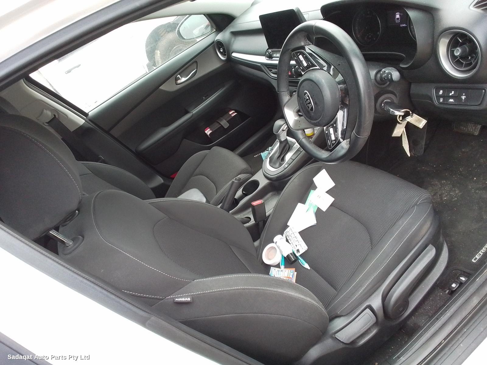 Kia Cerato Right Door Mirror