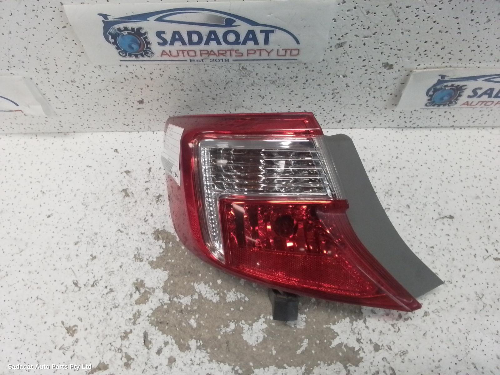 Toyota Camry Left Taillight