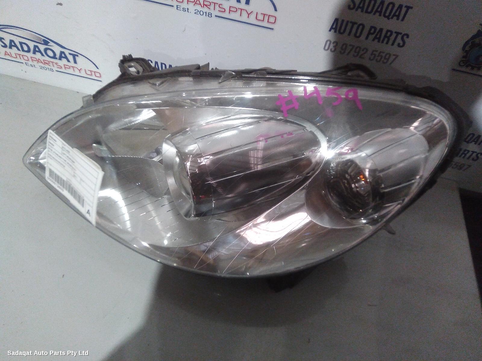 Mercedes B Class Left Headlamp