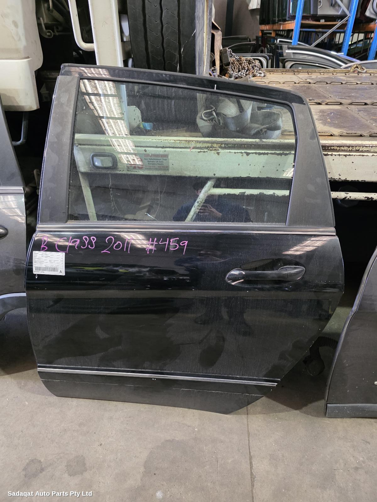 Mercedes B Class Left Rear Door/sliding