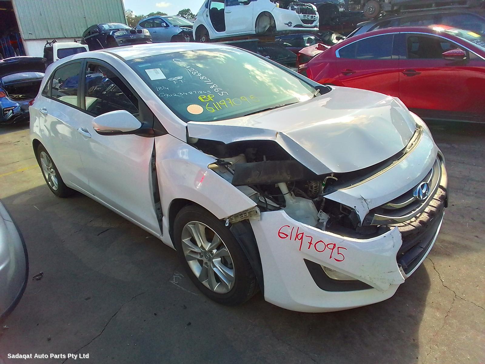 Hyundai I30 Right Door Mirror