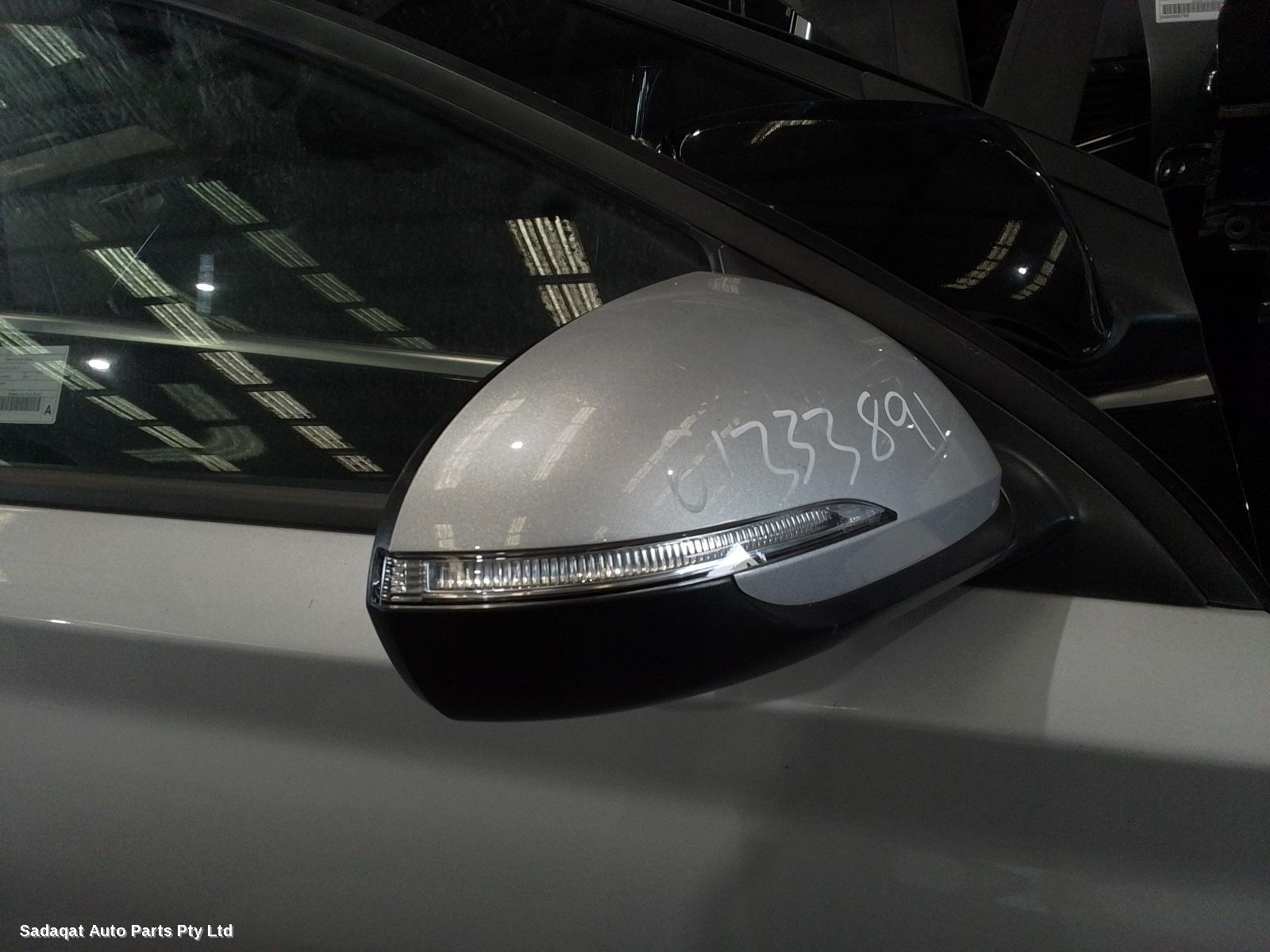 Hyundai I30 Right Door Mirror