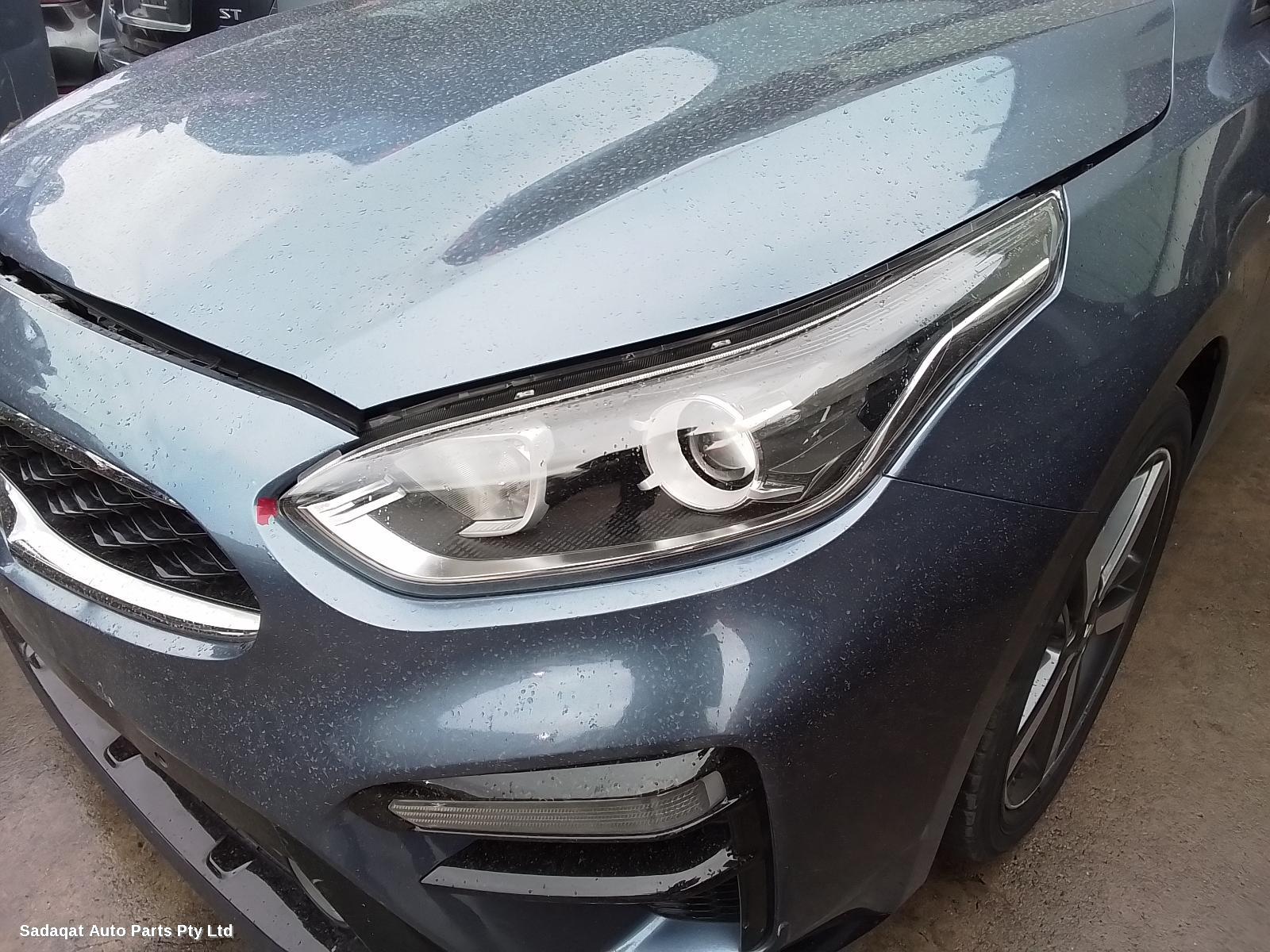 Kia Cerato Right Headlamp
