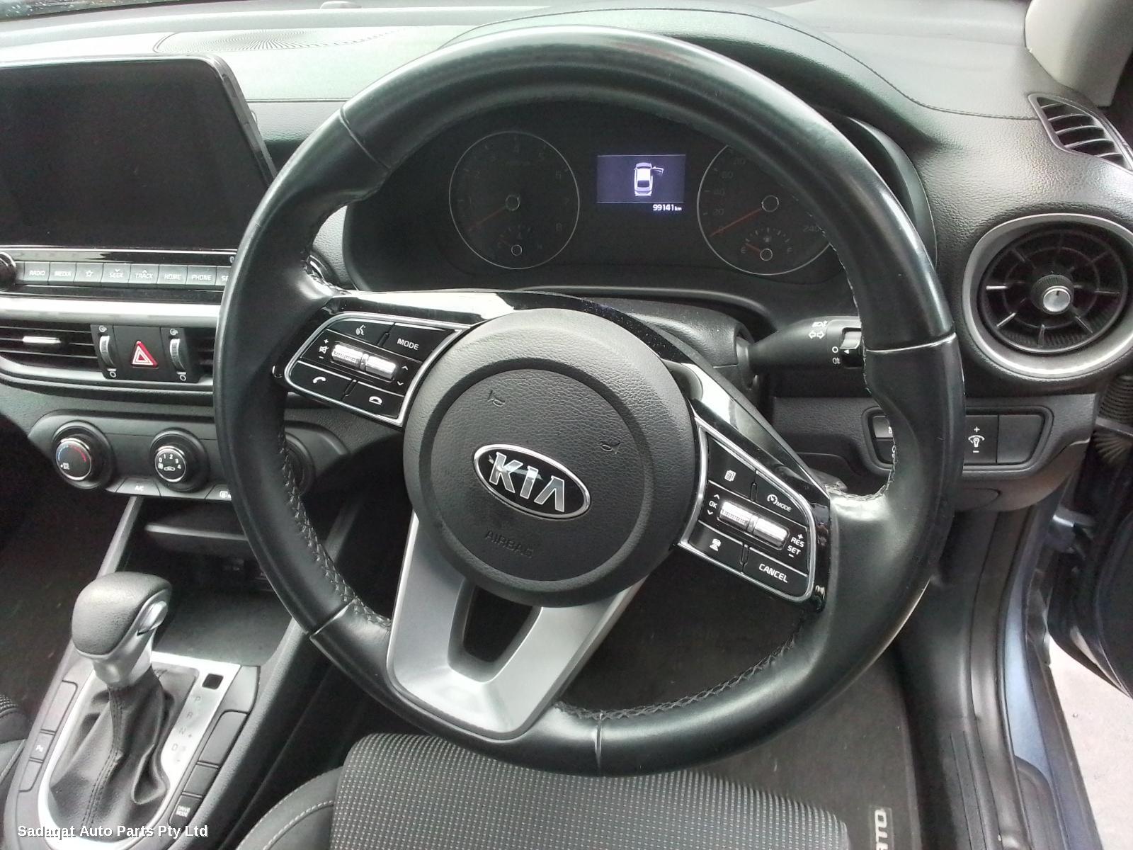 Kia Cerato Right Headlamp