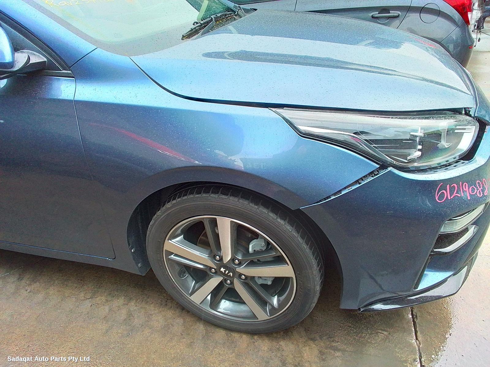 Kia Cerato Right Headlamp