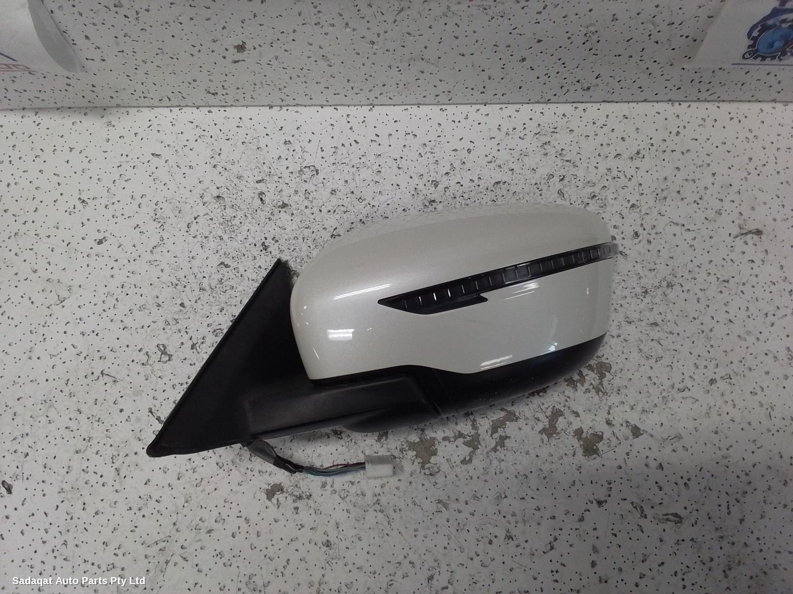 Nissan Xtrail Left Door Mirror