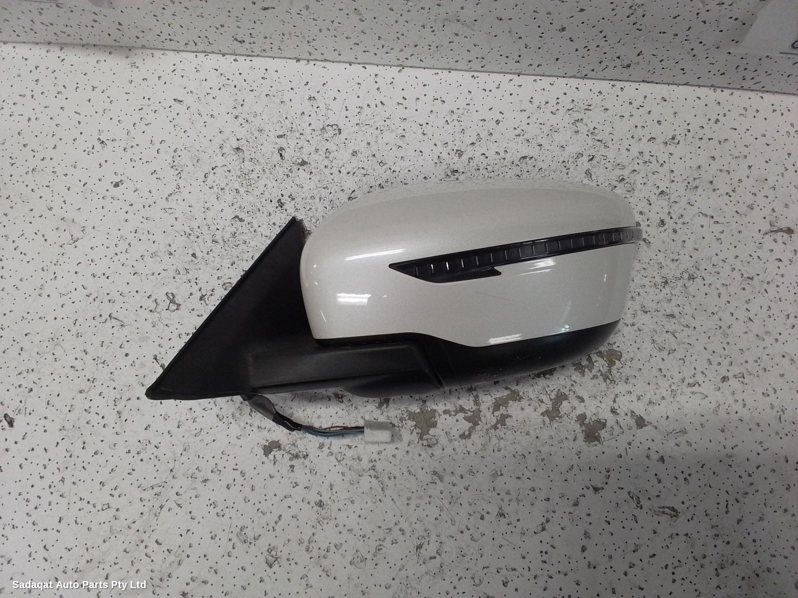 Nissan Xtrail Left Door Mirror