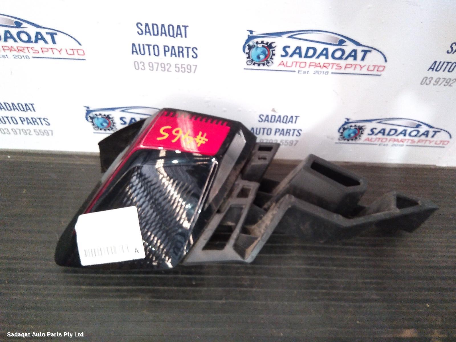 Peugeot 3008 Left Taillight