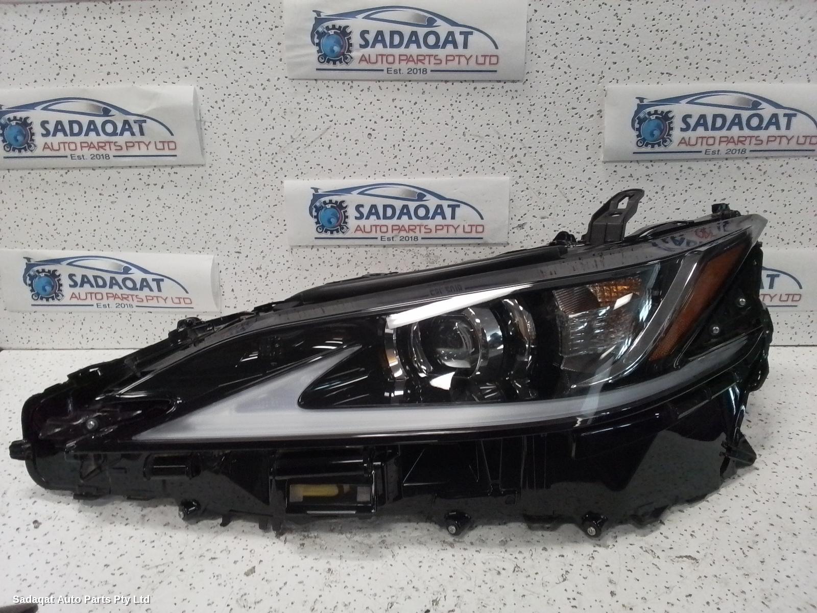 Lexus Es Series (13-) Left Headlamp