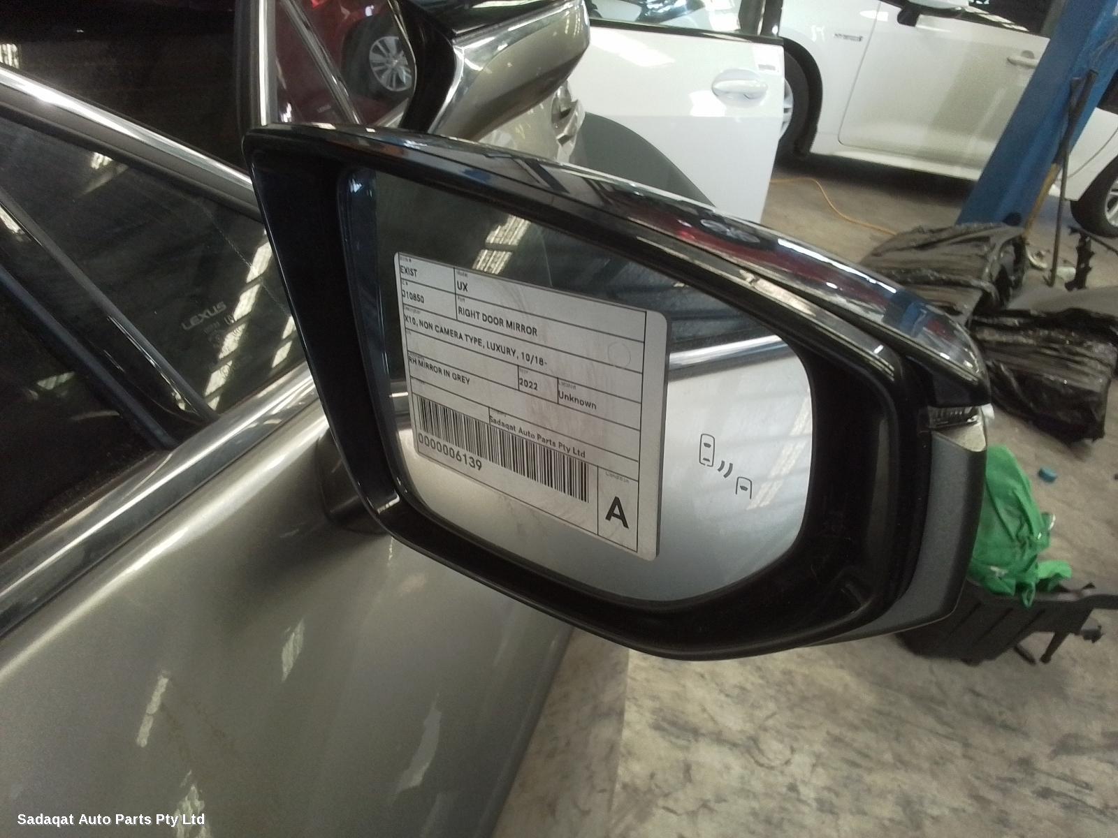 Lexus Ux Right Door Mirror