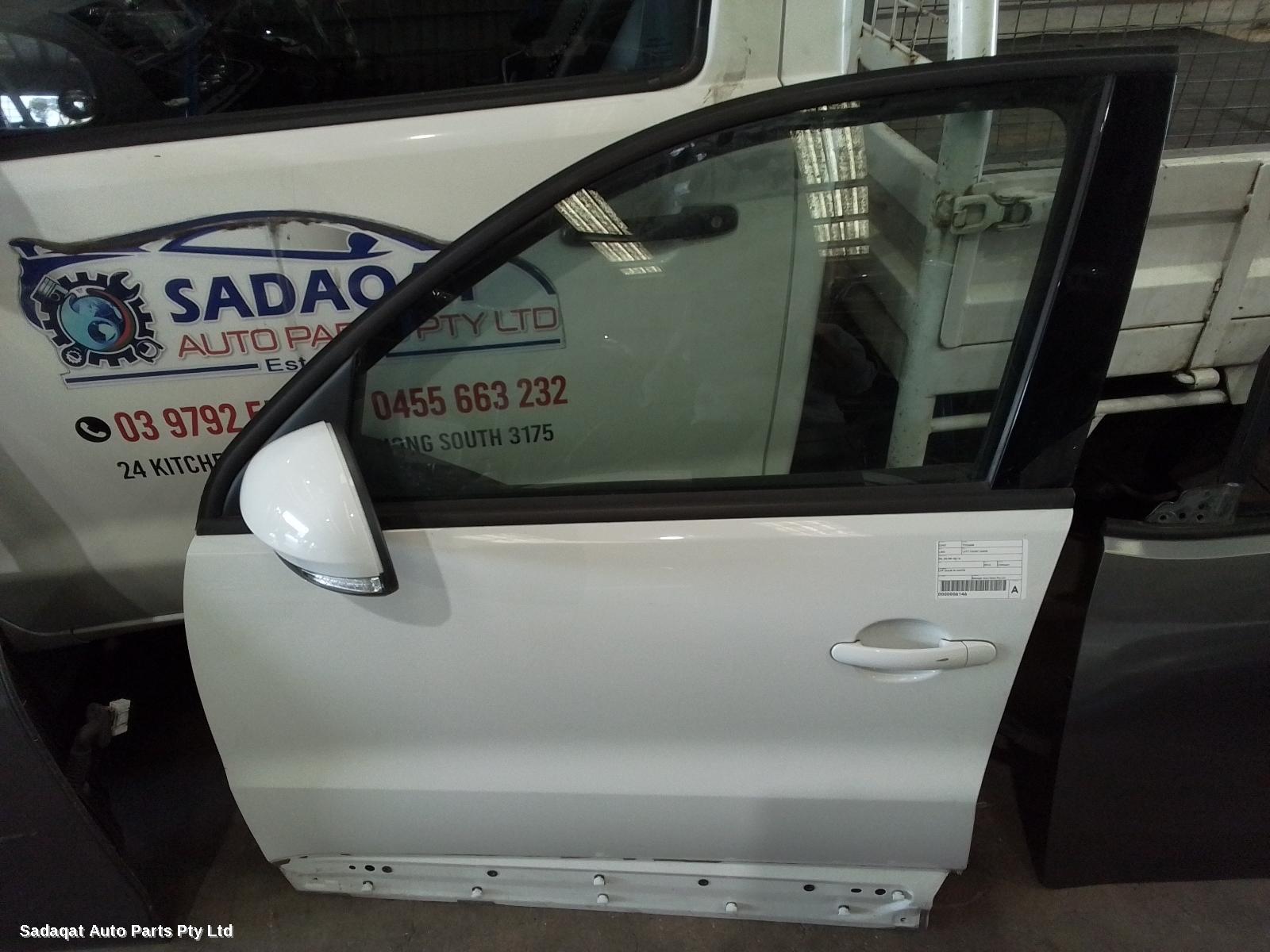 Volkswagen Tiguan Left Front Door
