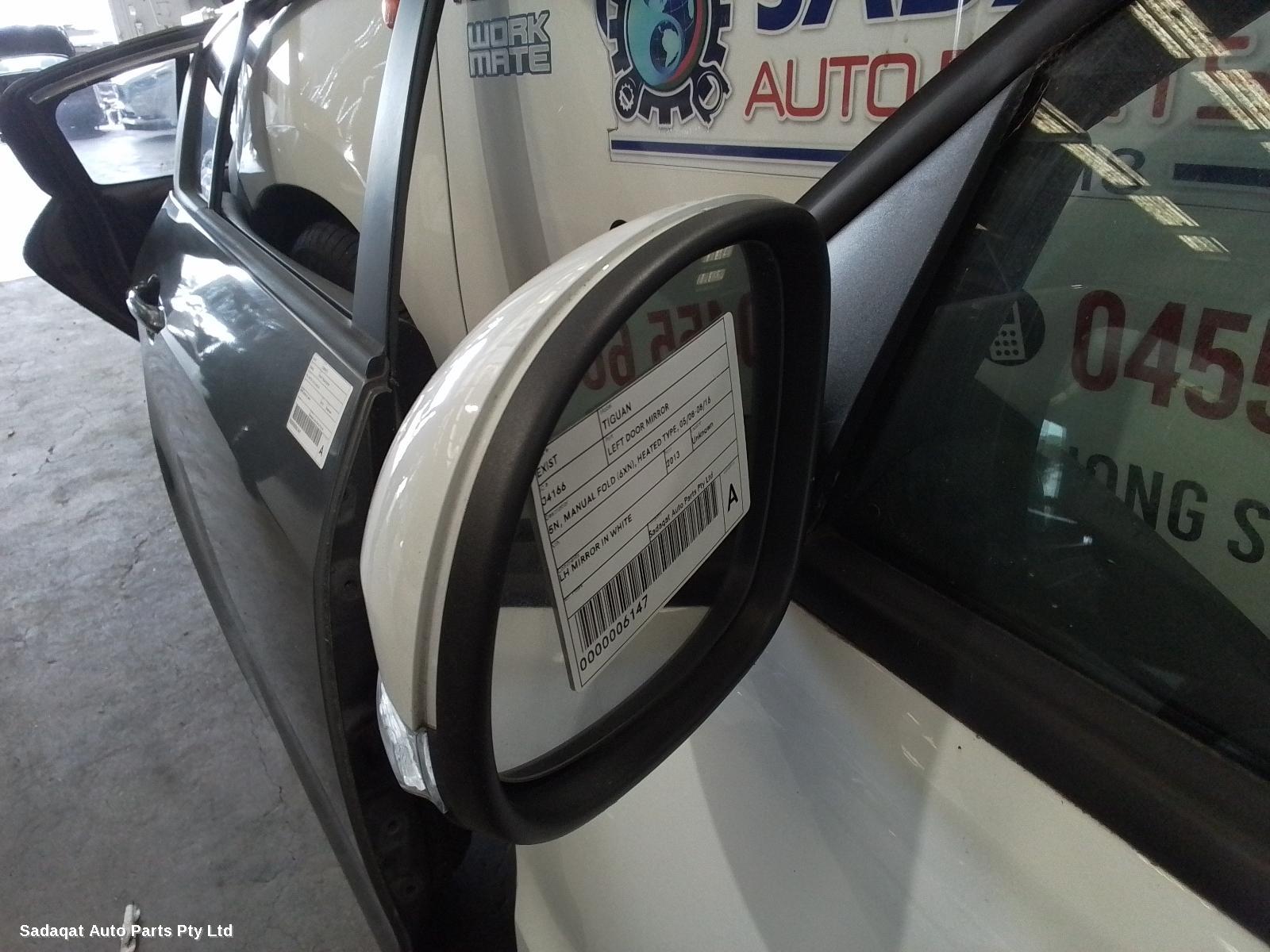 Volkswagen Tiguan Left Door Mirror