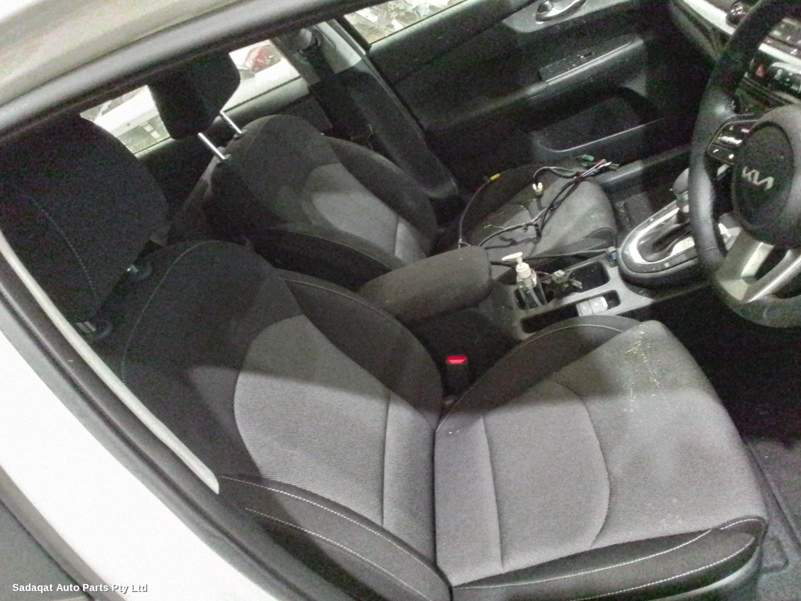 Kia Cerato Right Door Mirror