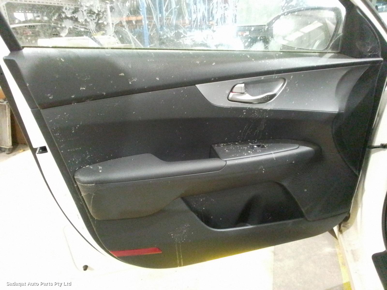 Kia Cerato Right Door Mirror